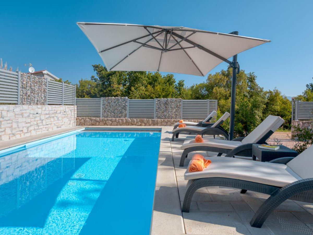 Dobrinj Holiday Home Lavendel - Mlk159 By Interhome מראה חיצוני תמונה