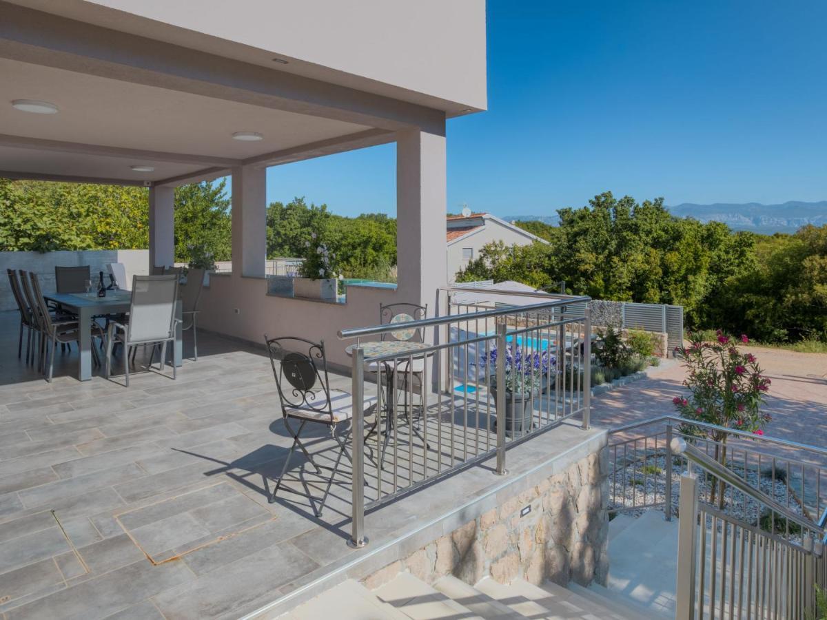 Dobrinj Holiday Home Lavendel - Mlk159 By Interhome מראה חיצוני תמונה