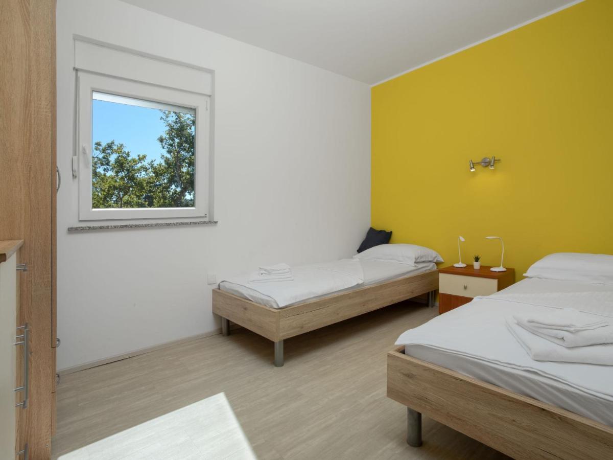 Dobrinj Holiday Home Lavendel - Mlk159 By Interhome מראה חיצוני תמונה